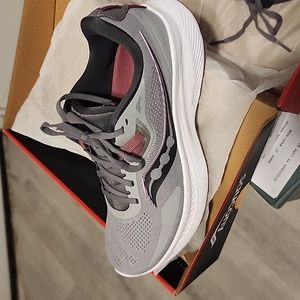Saucony Guide 15